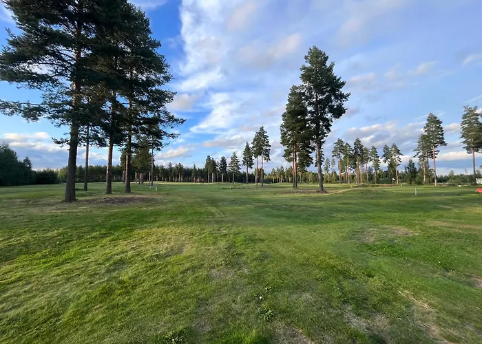 Wanha Anola - Golf & *